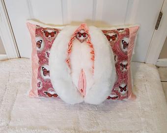 Cushion for vagina