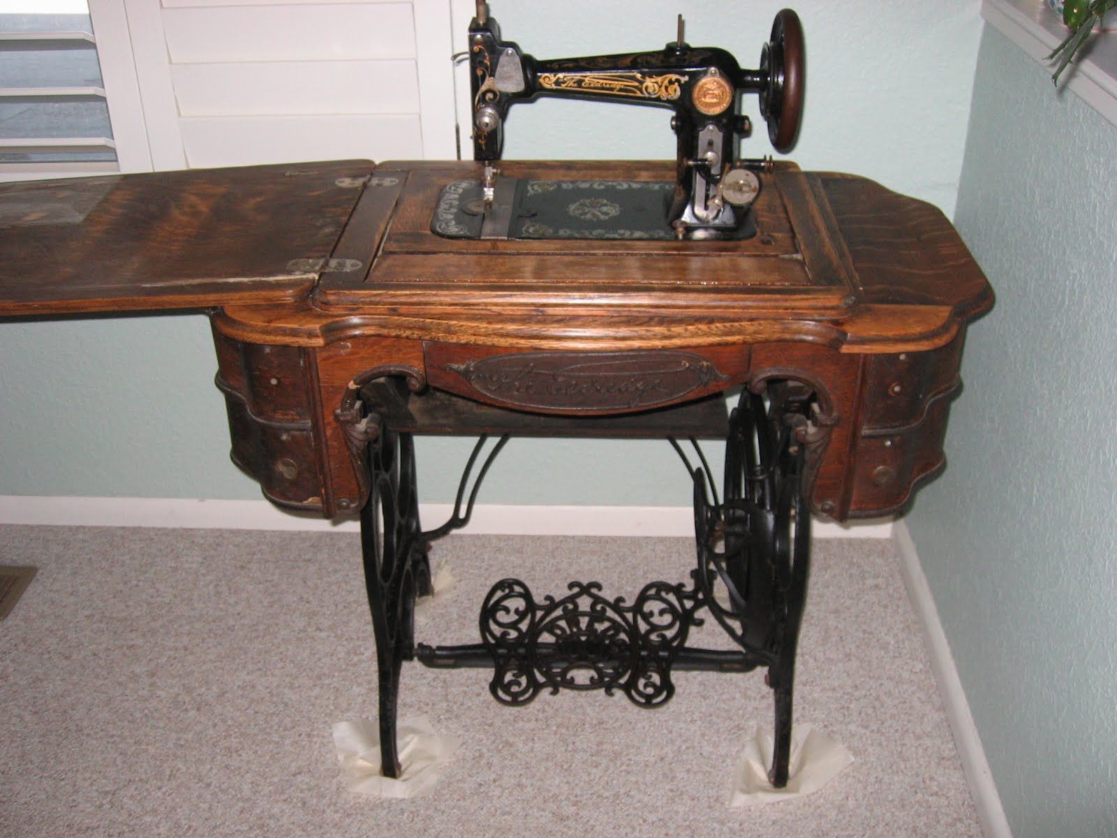 Venus reccomend Antique domestic vibrator sewing machine