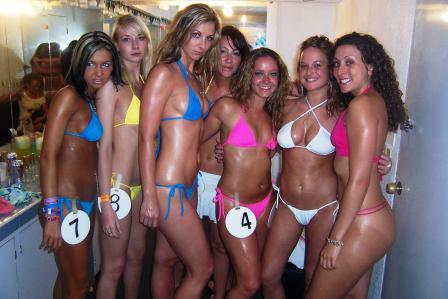 Colledg bikini contest