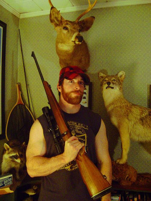 Pic hunter redhead